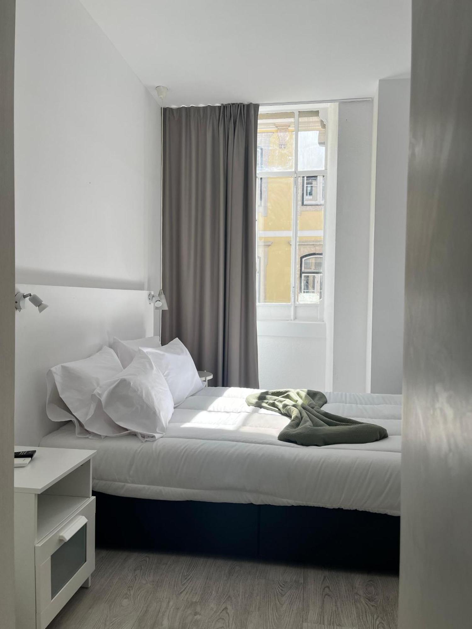 Paradise Hostel *